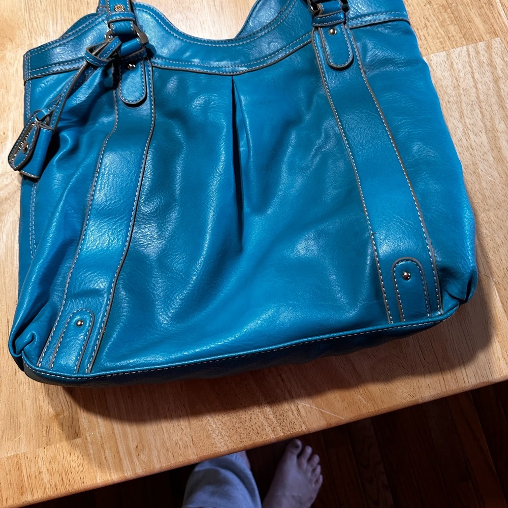Blue Leather Tote Bag - Stylish Everyday Carry